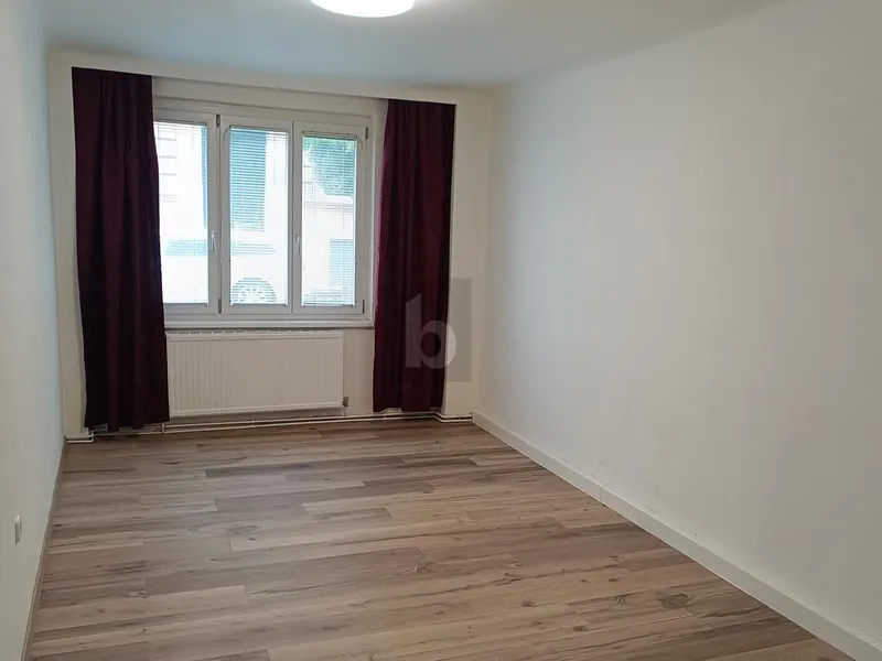 CHARMANT IN RUHIGER LAGE MIT GESTALTUNGSPOTENTIAL