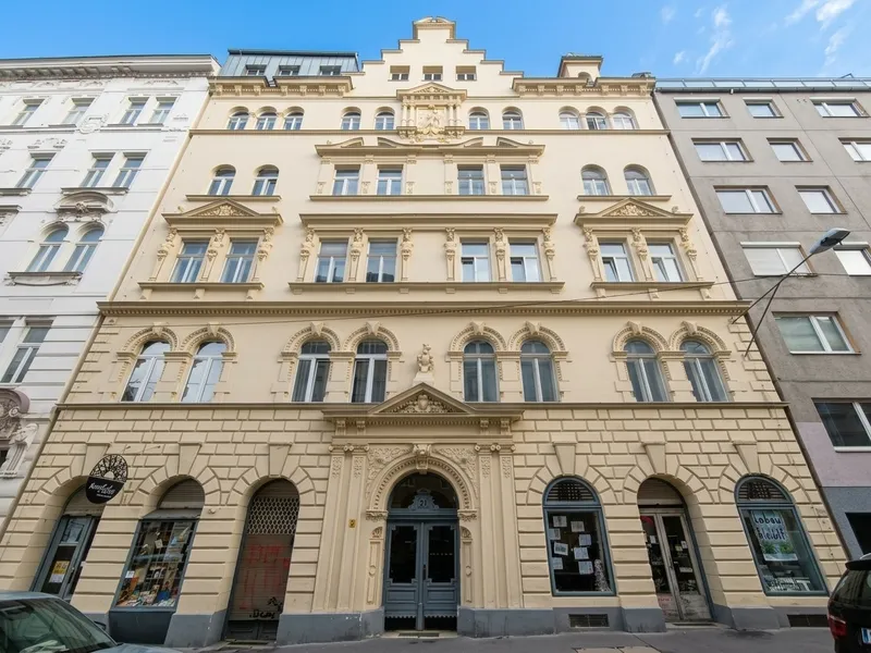 Über den Dächern von Mariahilf! 5-Zimmer-Dachgeschoss mit Erweiterungsmöglichkeit - Nähe U4 Pilgramgasse!