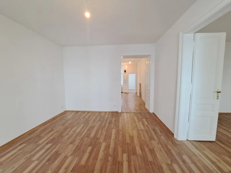 Stilvolle 2 Zimmer-Altbauwohnung im 18. Bezirk