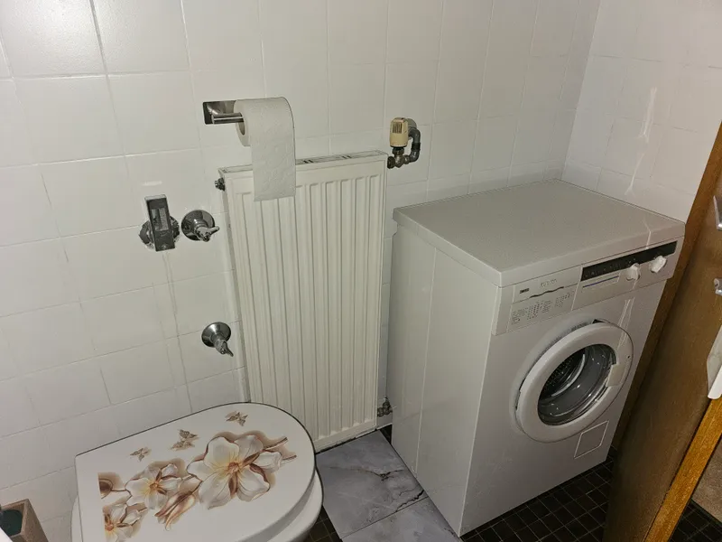 Perfekte Single- und Seniorenwohnung! Barrierefreie zugängige 1 - Zimmer Wohnung mit Loggia in attraktiver Siedlungslage 