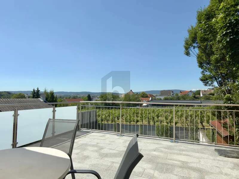 Preisreduktion! TOP RUHELAGE MIT 2 WOHNEIHEITEN, SÜD-WEST GARTEN UND PANORAMA-TERRASSE
