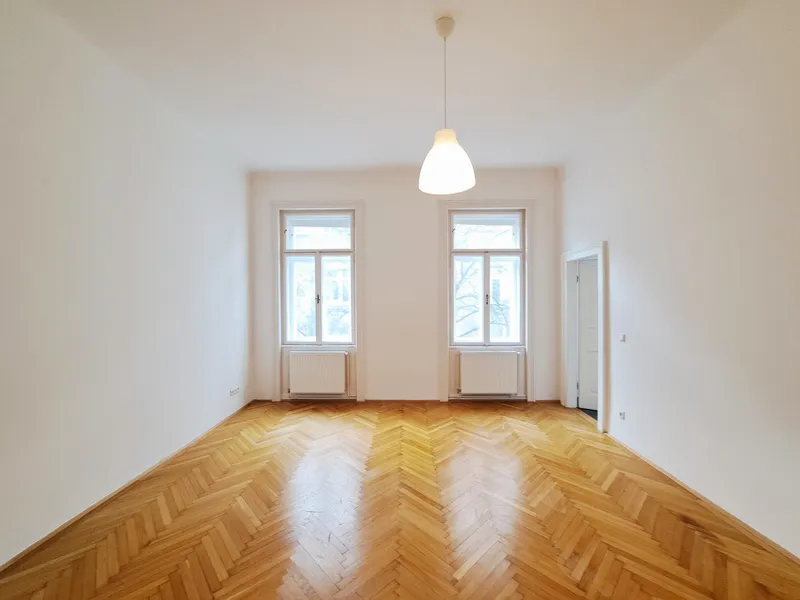 Nähe Ungargasse: 2 Zimmer-Altbauwohntraum in super Lage!