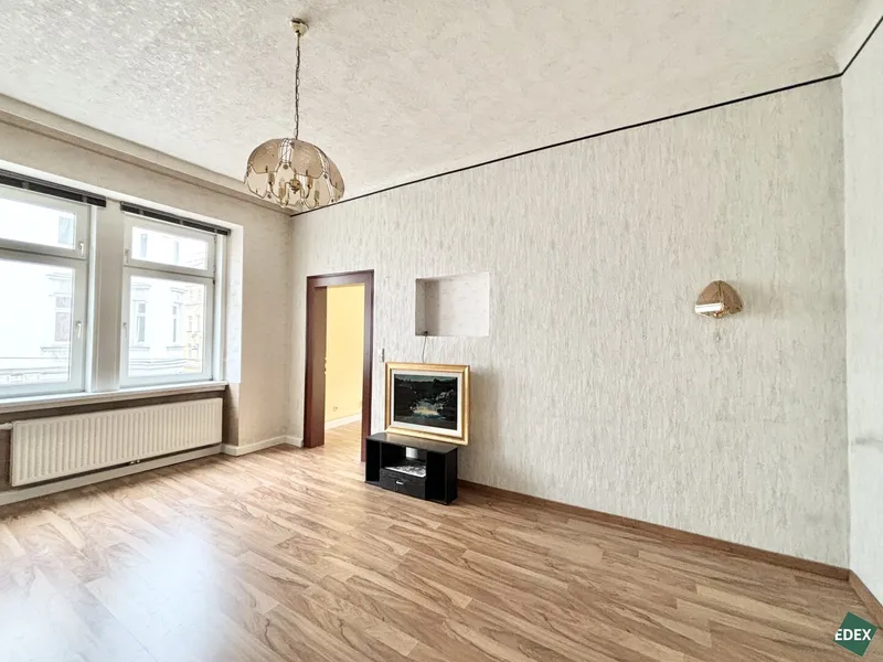 5-Zimmer-Wohnung mit Charme und Gestaltungsfreiheit