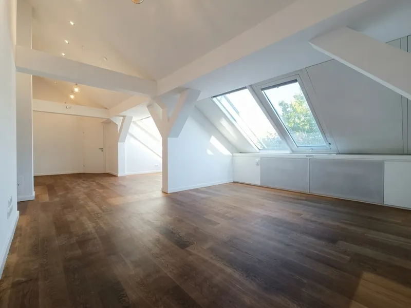 Großzügiges Büro im Dachgeschoss! Ca. 148 m² Bürofläche + Terrasse + Klimaanlage! Nähe U4 Stadtpark!