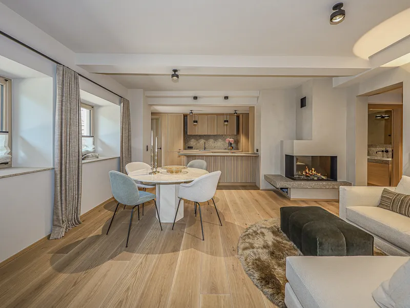 Exklusive Wohnung in historischem Stadthaus