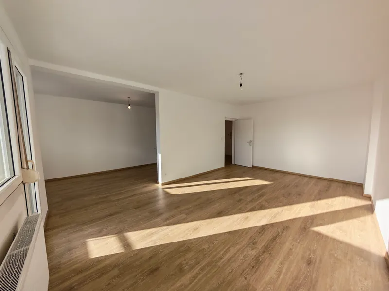 Neues Bad, neue Böden: Wohnen mit Traumaussicht