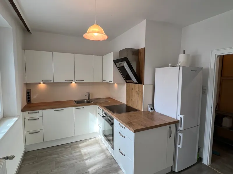 Toplage neben Botanischen Garten – Haus 2026 thermisch saniert, Garage verfügbar