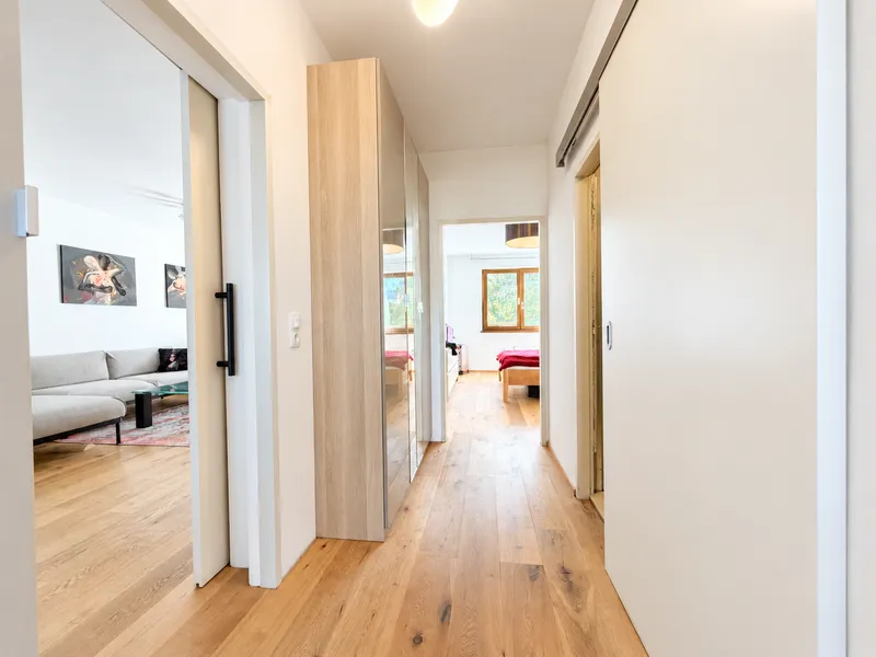 Tolle 3 bis 4 Schlafzimmer-Wohnung in zentraler Lage von Völs!