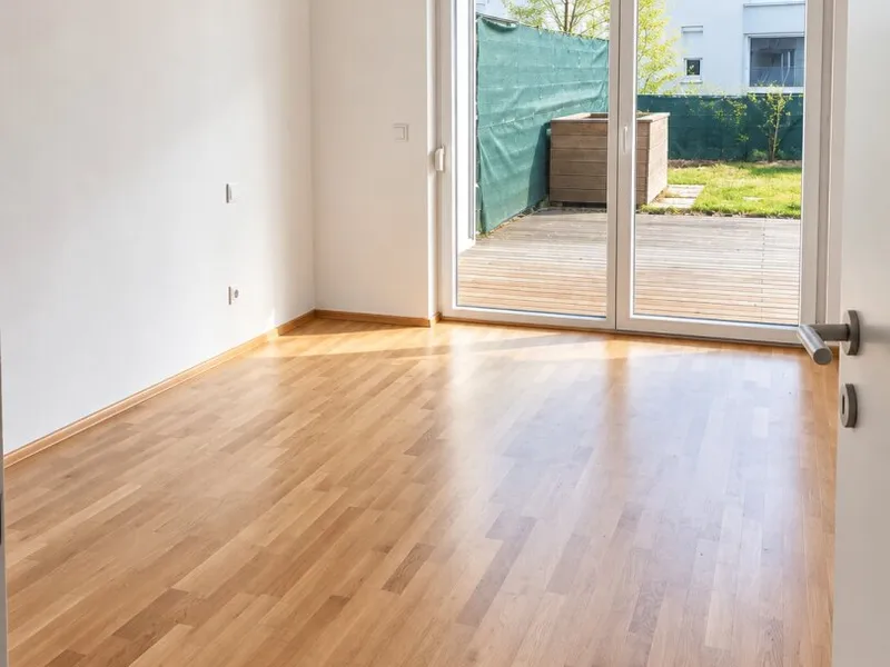 RARITÄT IN TOPLAGE | GARTENWOHNUNG NÄHE UNI, LAKESIDE PARK UND WÖRTHERSEE!