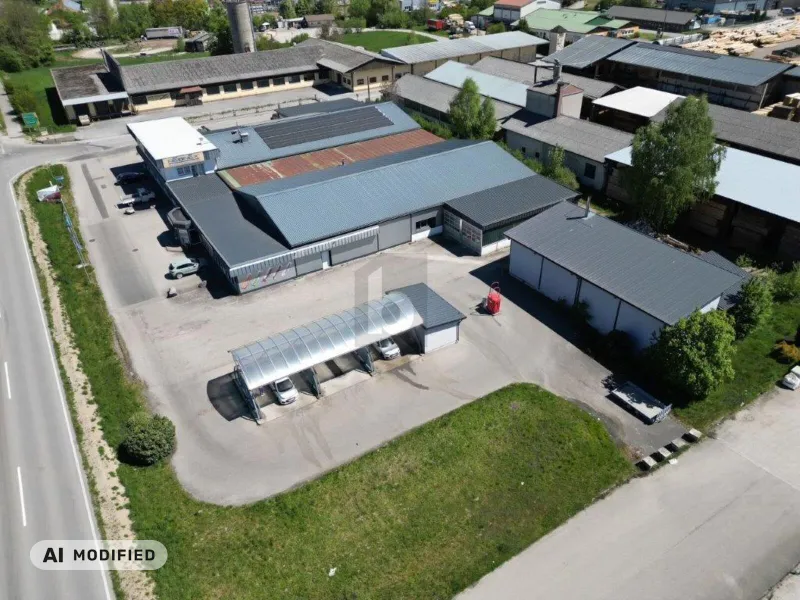 VIELSEITIGER FIRMENSTANDORT MIT CA. 2.400 M² NUTZFLÄCHE ? TEILKAUF MÖGLICH